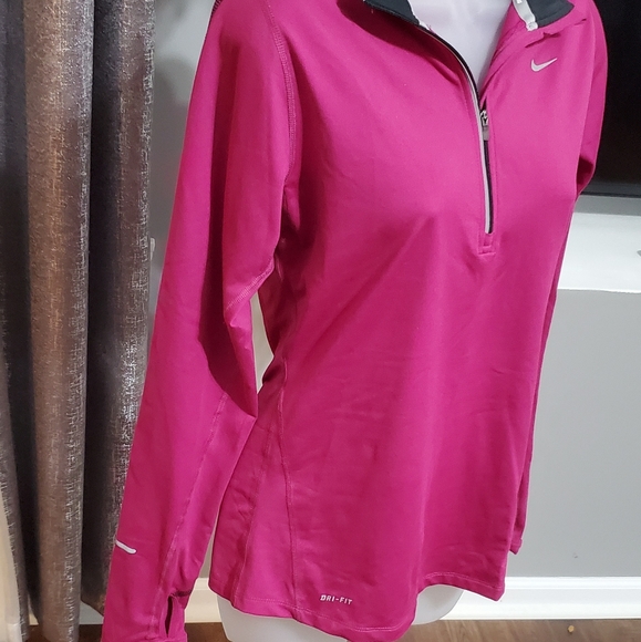 NIKE performance jacket size S - Picture 3 of 3